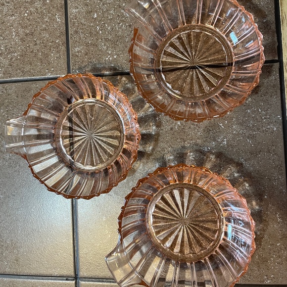 Anchor Hocking Fortune Pink Depression Bowls - Picture 1 of 2